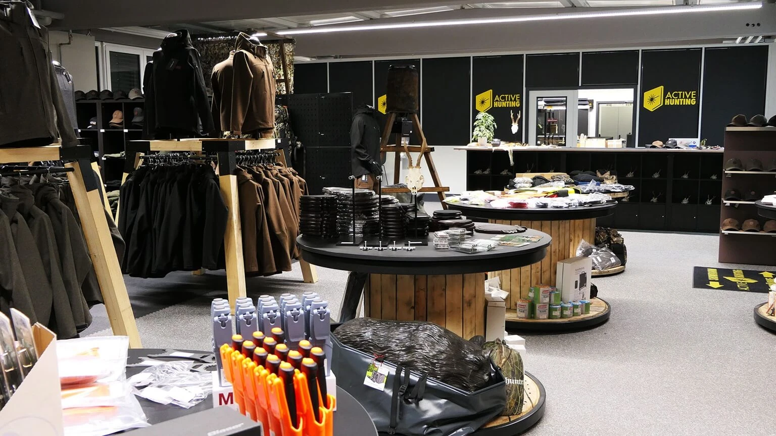 Ladengeschäft Active Hunting